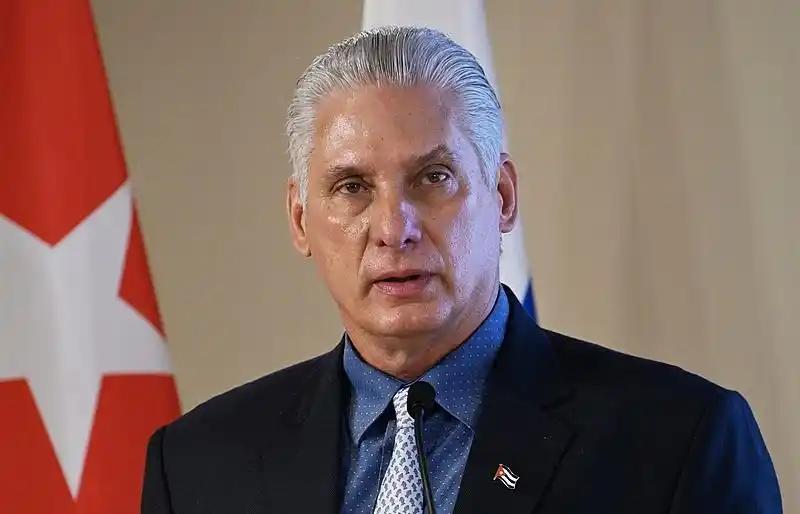 4月6号古巴国家主席迪亚斯-卡内尔，突然召见了两名美国国会议员，没有多余的寒暄，