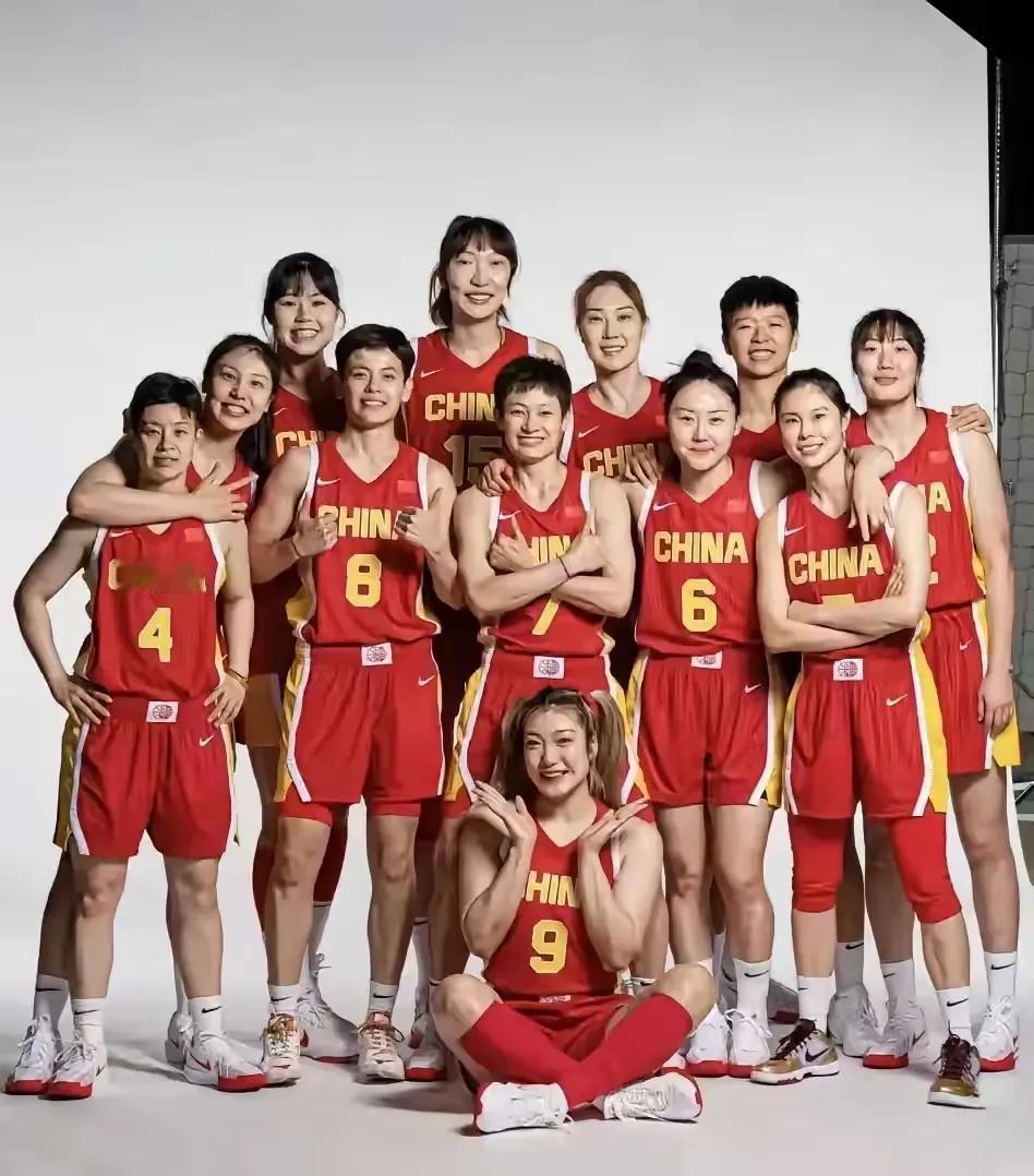 中国女篮新队长人选分析（排除杨力维，聚焦李梦、王思雨、韩旭、李月汝、张茹）一