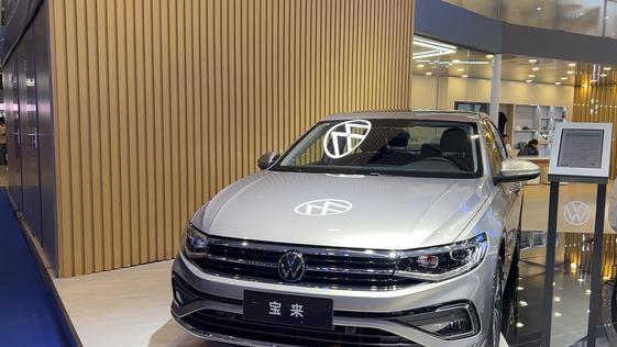 朗逸、伊兰特、型格等多车降半价,最低6万,合资优惠造反国产
