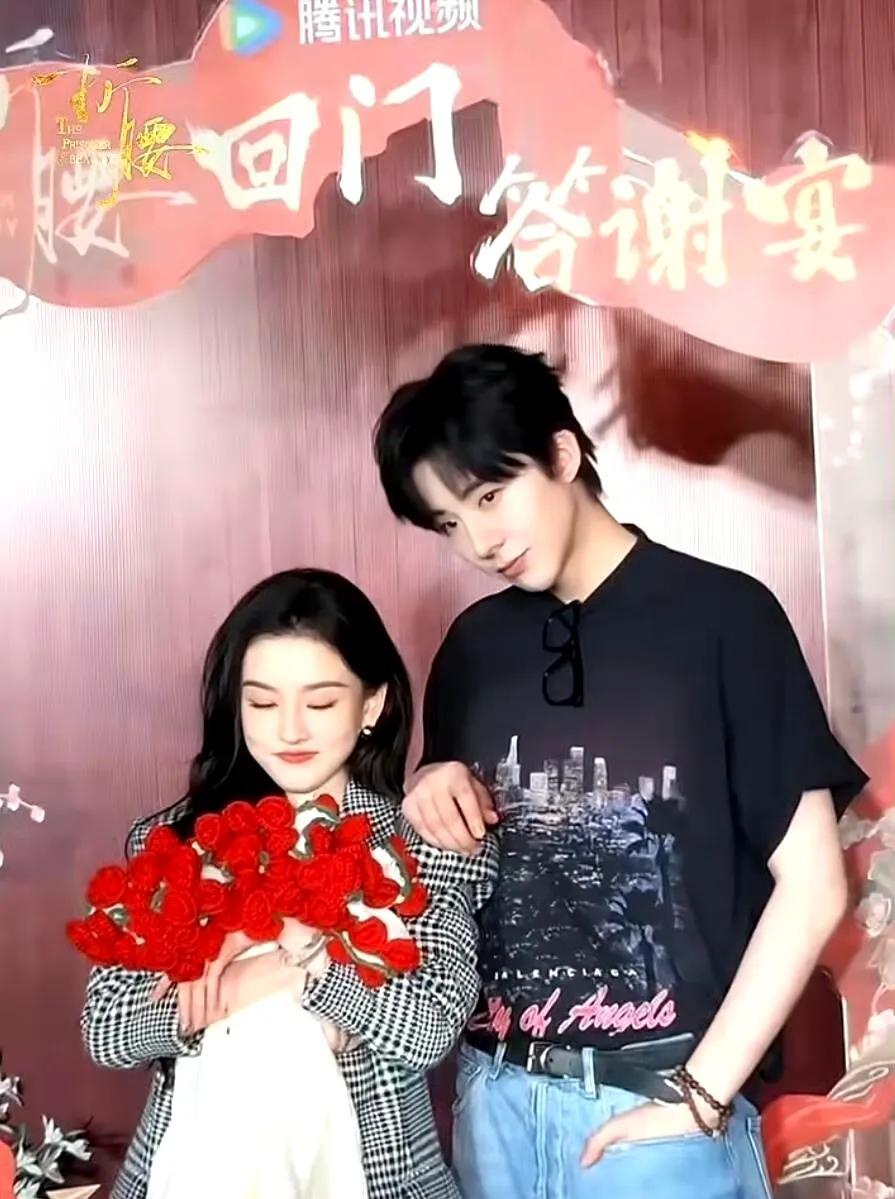 你们敢信？刘宇宁不到两个月竟然开了三场庆功宴！第一场：6.7《折腰》庆功宴！