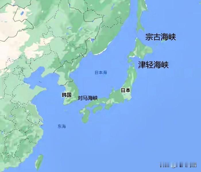 日本军舰过台湾海峡，自以为占了便宜，其实亏大了。更讽刺的是，同一天，中国军舰直接