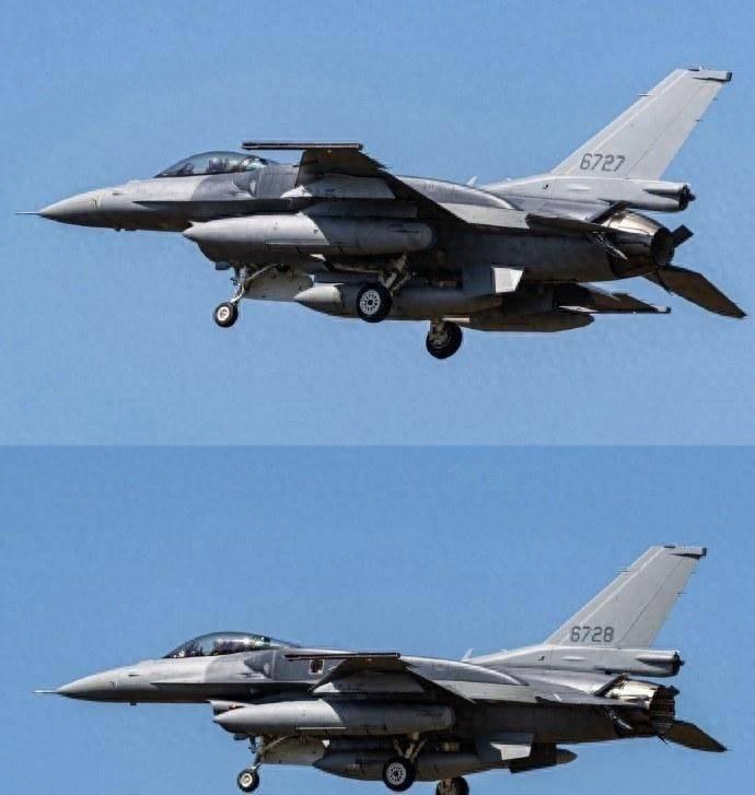 台军两架新购F-16V飞了一半突然掉头返航，台当局发言人回应“我们也在等”。台湾