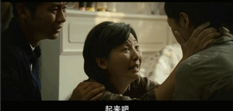 2009年，章子怡求冯小刚，让她参演《唐山大地震》，但冯小刚却说，我没钱，请不起