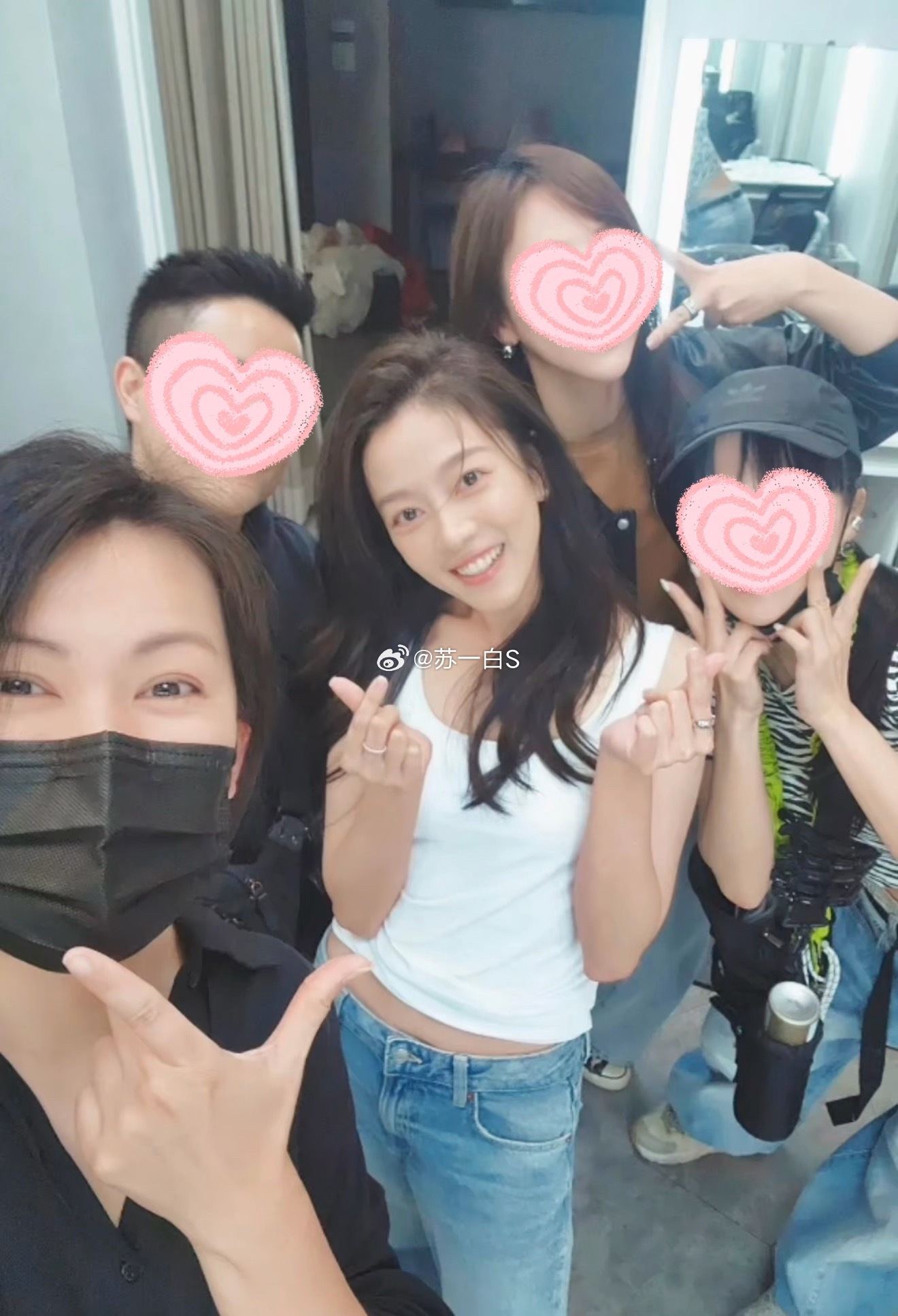 周渝民太太喻虹渊晒出近照👇美啊