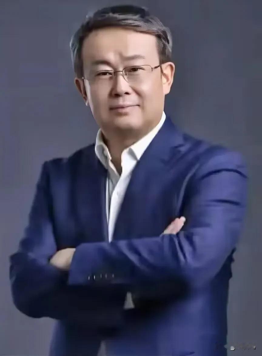 项立刚这次确实是把话说到位了，听着刺耳，但理儿是真硬。我就纳闷了，那些在国外待了