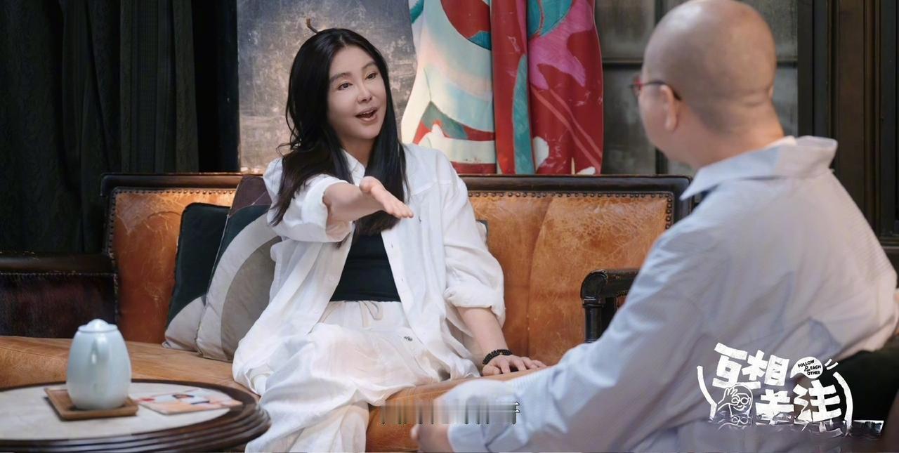 王祖贤和李诞的采访被下架了，听说原因没有达到王祖贤自己预想的效果。评论区全都在说