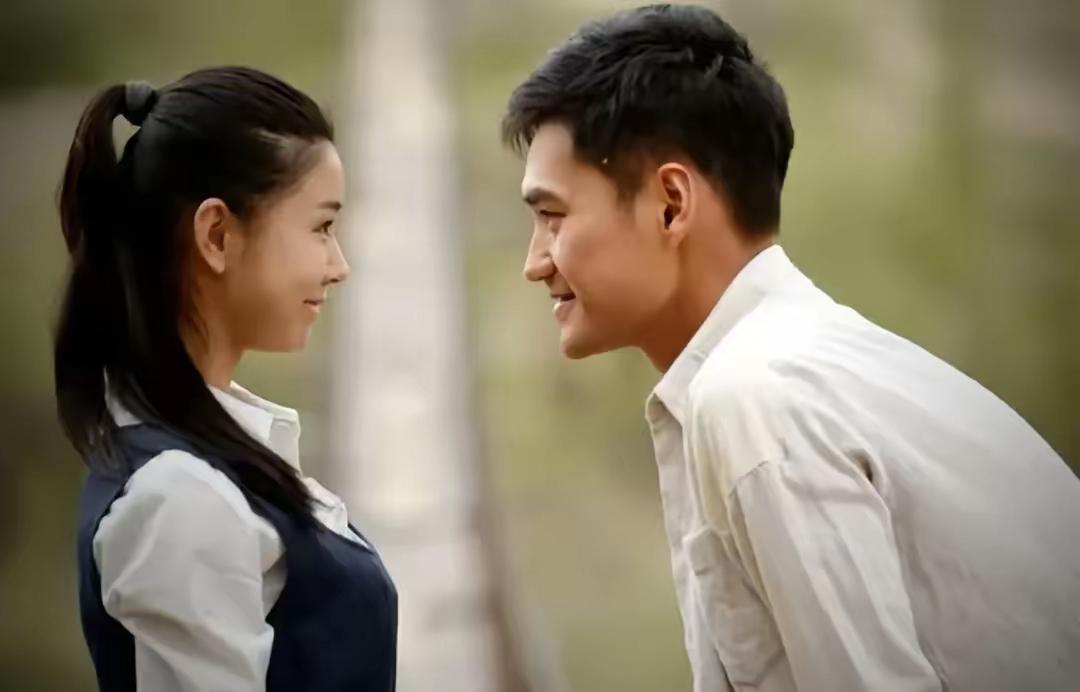 最近很喜欢的一段话：“你不需要因为任何人，改变你自己的风格，爱好、穿衣，