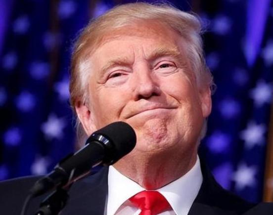 美国政坛又乱成一锅粥了，有内部消息直接爆出来，白宫正在偷偷商量一件大事，要把三位