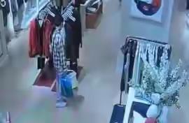 《商场纵火案：一把怒火烧掉的不仅是衣服，更是做人的底线！》重庆星光68商场，