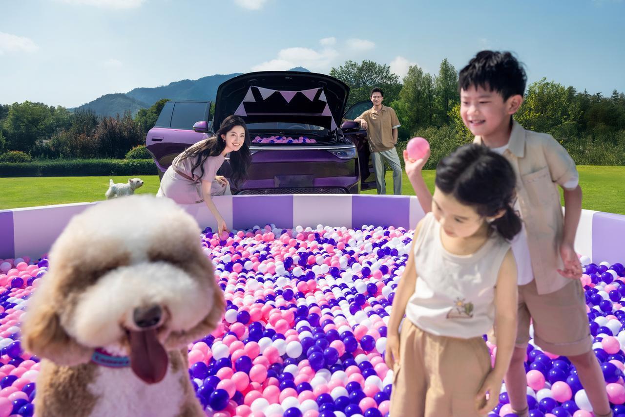 家庭用车优选，问界M8以全能实力脱颖而出对于家庭用户而言，一款理想的座驾需要在