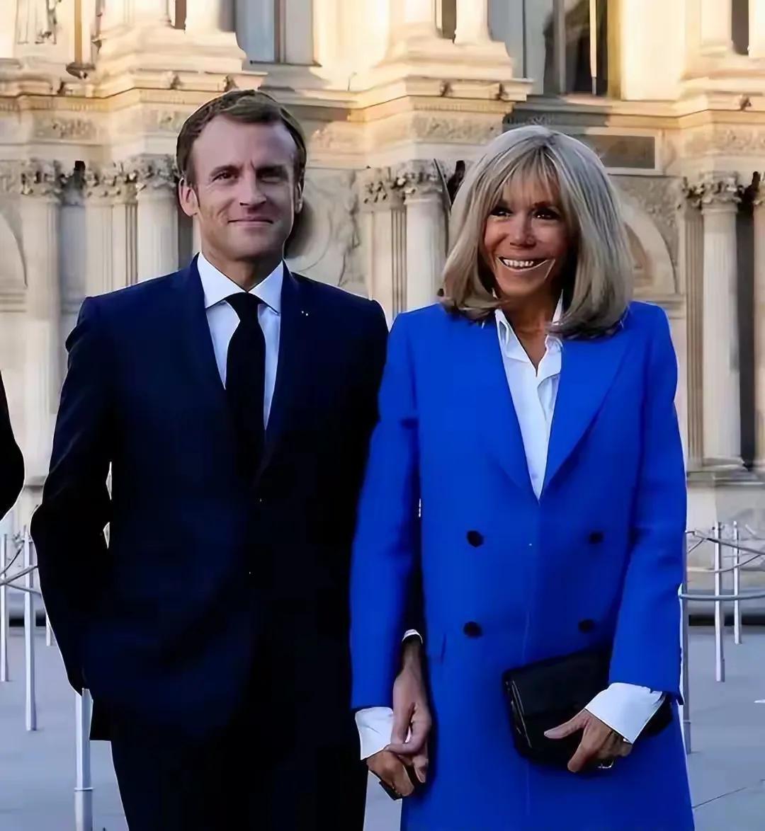 总有人夸马克龙的老婆和特朗普的老婆漂亮，我怎么看不出她们俩有变哪儿漂亮，总觉得她