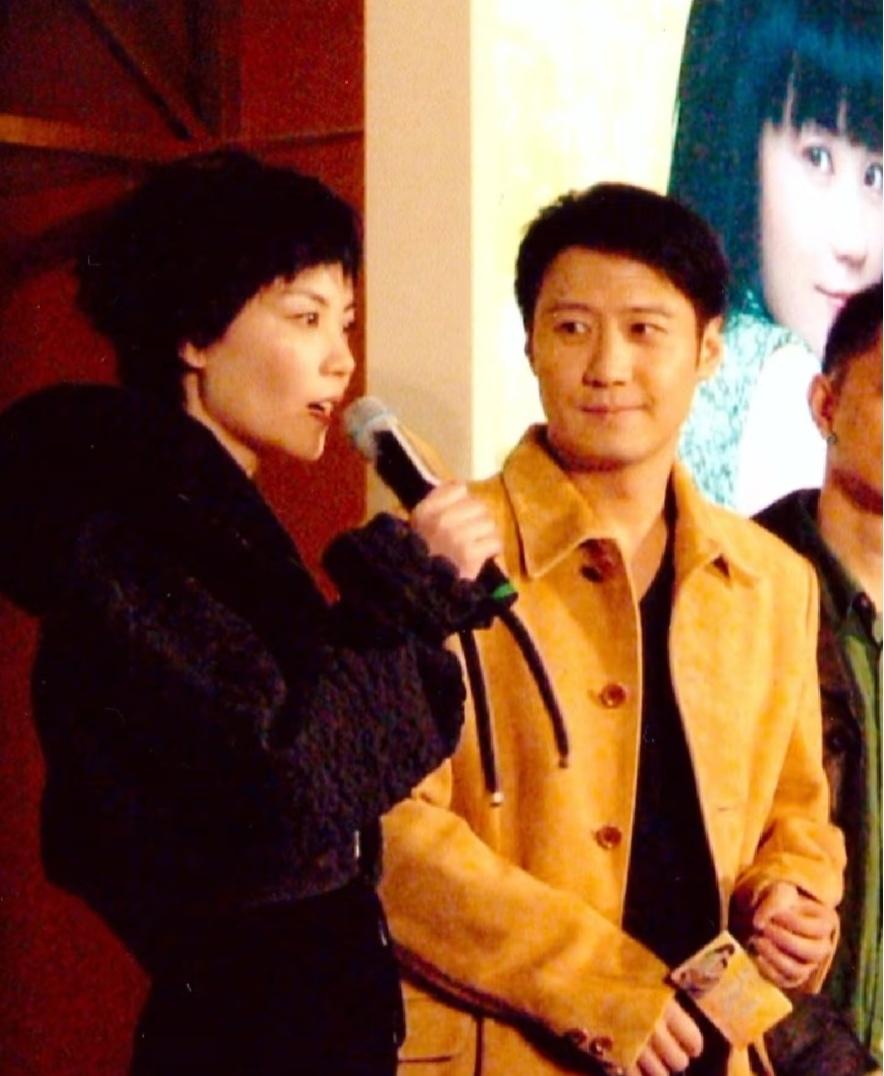 论颜值、身高、名气和身家，黎明、谢霆锋、胡兵，其实一点不输当年的李亚鹏。但要论异