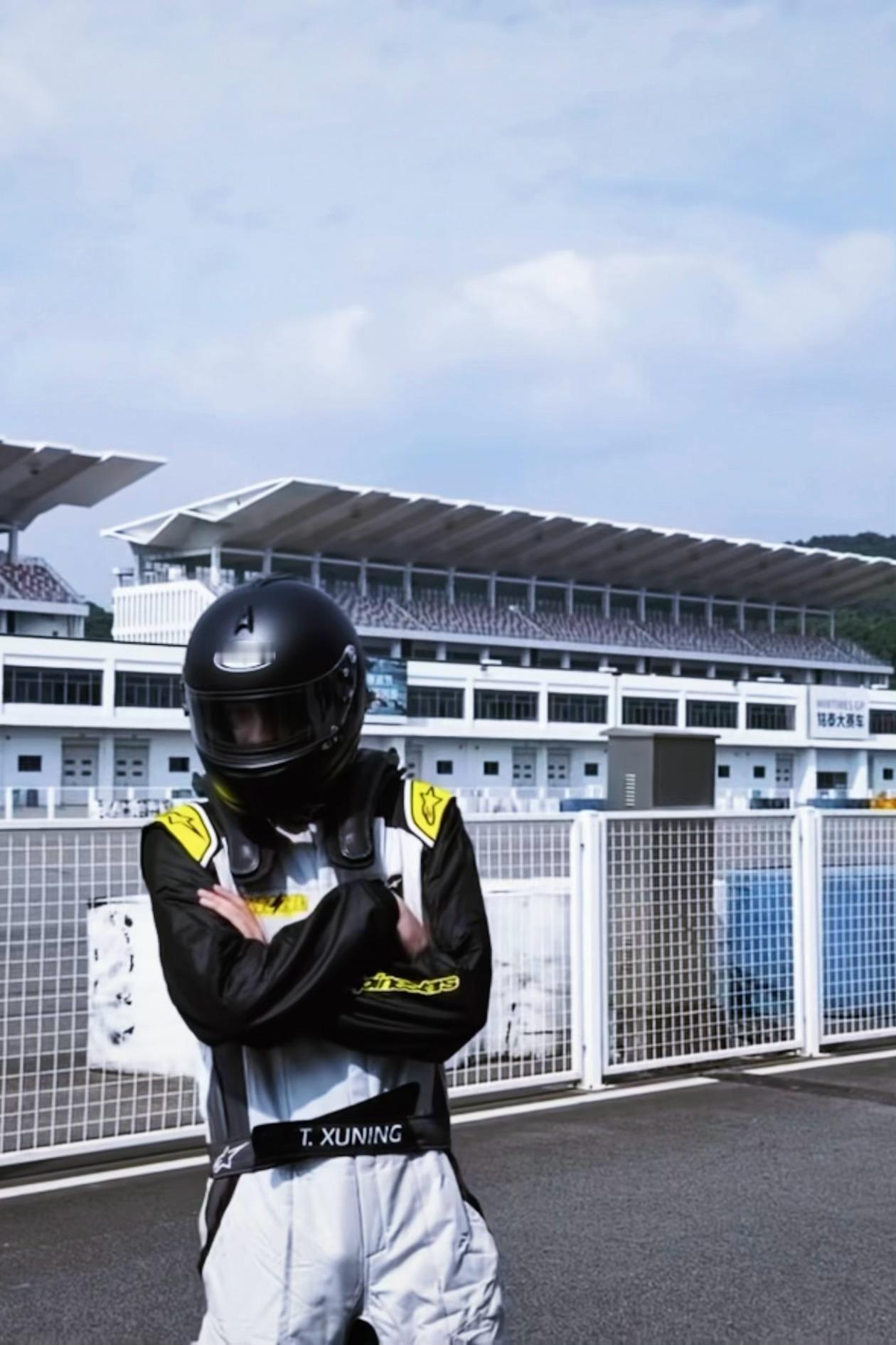 谁点的夜宵～​​​