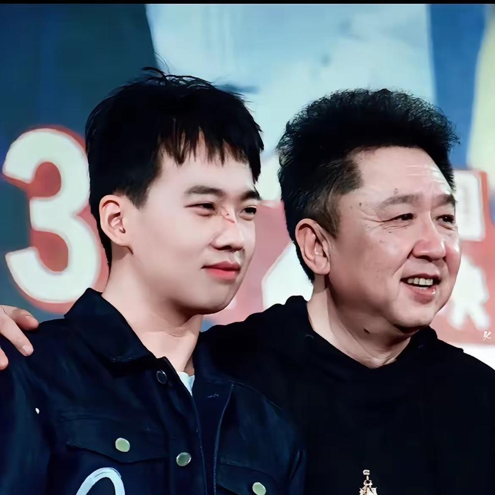 郭麒麟从小就是一个特别有心的孩子，对于自己以后如何发展，职业方向很早就规划好了。