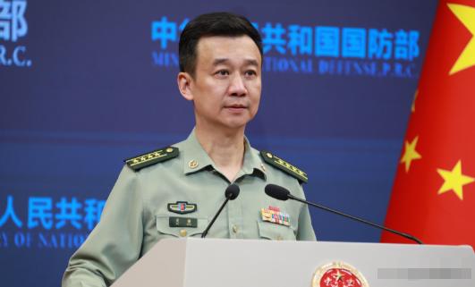 420枚ATACMS导弹、82套海马斯系统，一票装船，直指东南沿海。美国这是明着