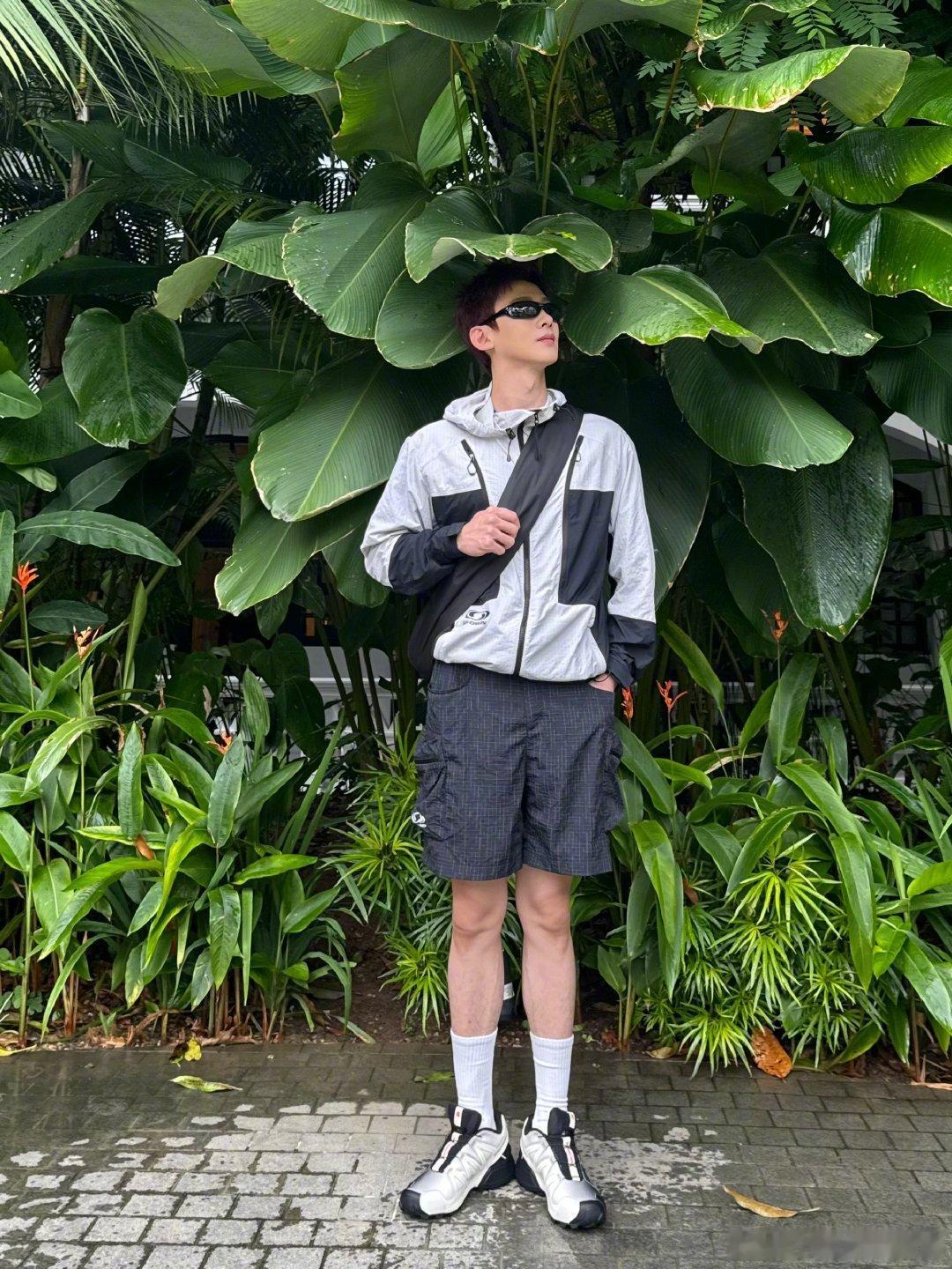 白敬亭🤳白敬亭​​​