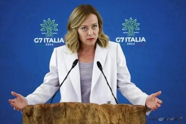 这女子不简单，出手凶狠，意大利总理梅洛尼政府，打着“国家安全”的旗号，高调清退7