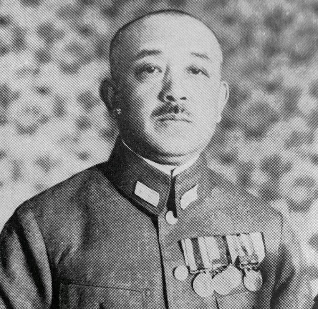 1943年5月，横山勇带着10万日军冲向石牌要塞。这个位置关系重大，守不住的话，