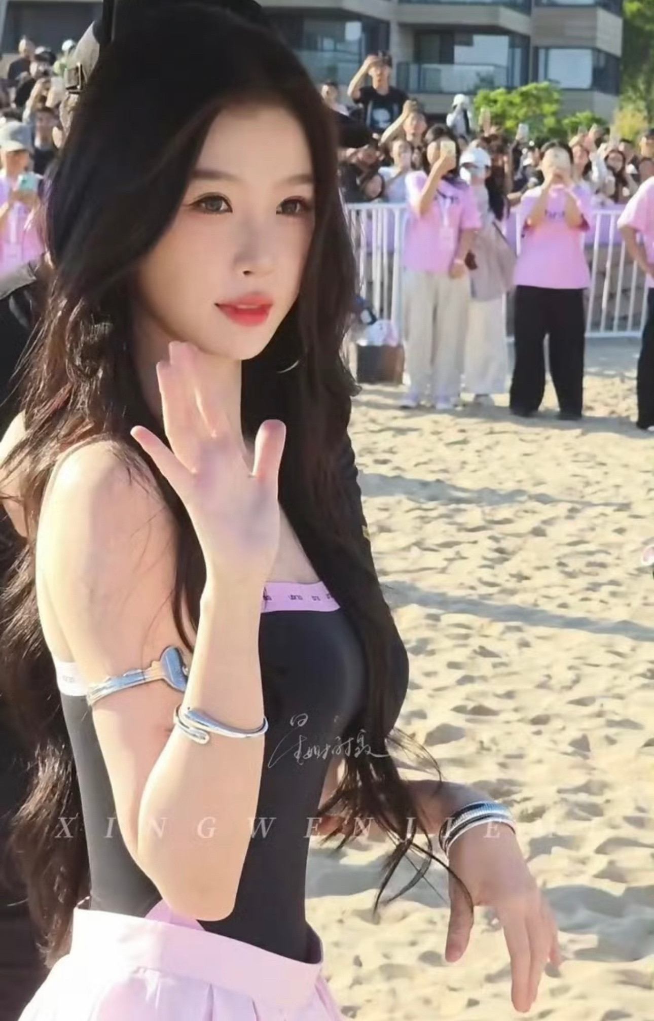 我靠女神降临呀好美呀
