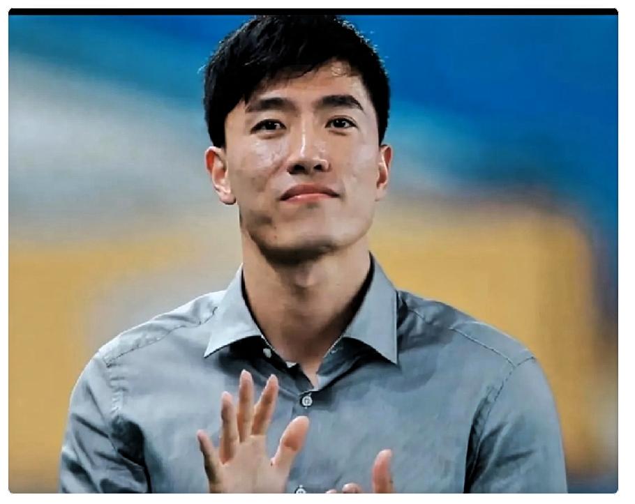 明眼人其实都能看得出来。刘翔这次不满的核心因素不是钱。网传他光是耐克的代言收
