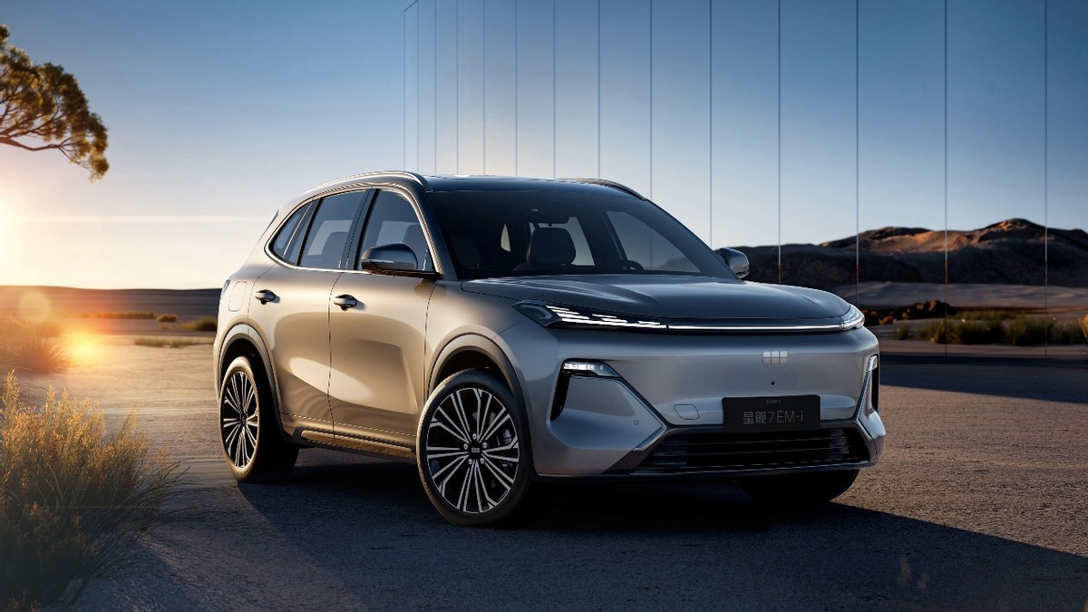 吉利1月销量27万登顶！比亚迪压力山大？