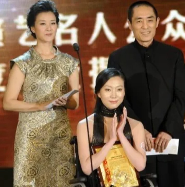 2008年，张艺谋邀请26岁的刘岩参加北京奥运会开幕式，但在彩排的时候，刘岩不幸