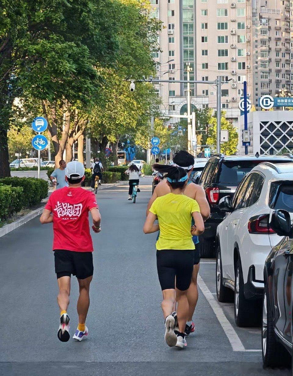 说说你跑步中的第二次呼吸高考作文引用跑步第二次呼吸，跑步时，总会在某个时刻遇到“