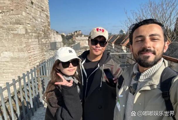 陈思诚与小21岁女友合照被曝，阮巨低调陪伴近4年，感情仍很甜蜜！