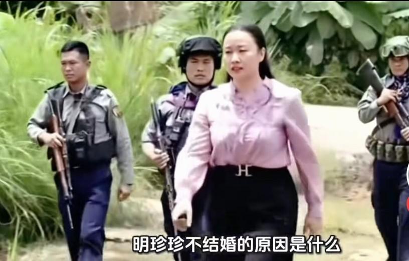 明珍珍受到了应有的惩罚，真是大快人心，这种人就该早点抓起来，她这个女魔头祸害了多