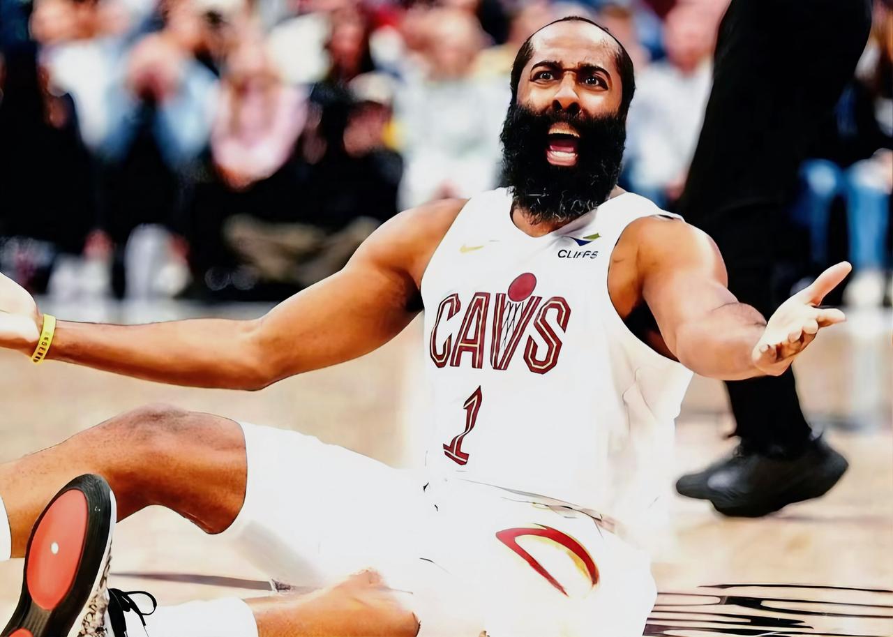 哈登这么厉害，乌度卡是怎么好意思拒绝他回火箭的，哈登面对掘金这记“审判之投2.0