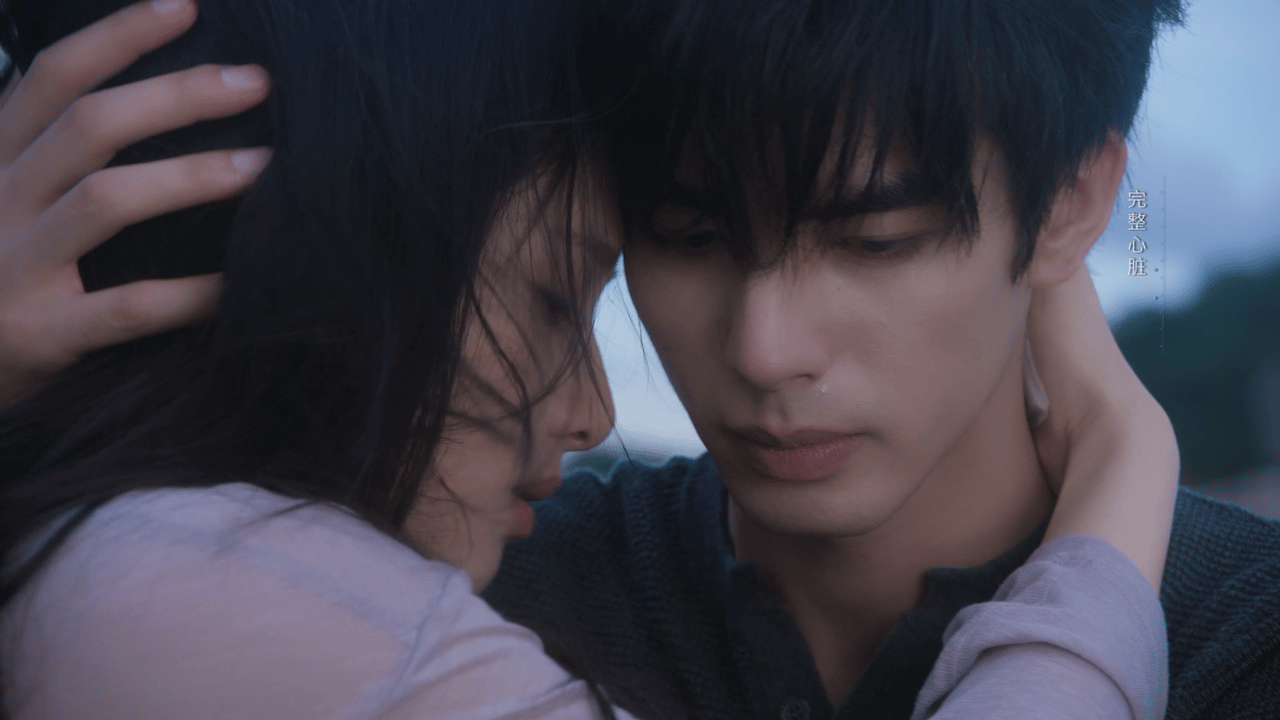野狗骨头第22集闭眼吻野狗骨头海边接吻所有人！午饭吐了吃这个！们陈异苗靖海边这