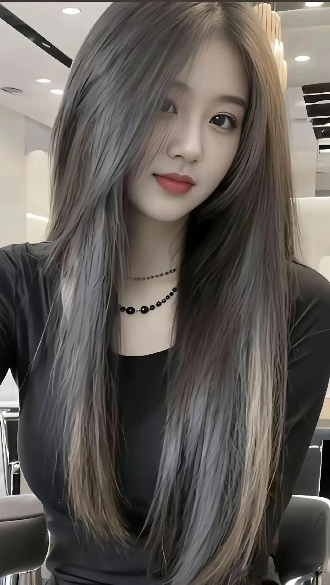 温柔灰发色，时尚！
