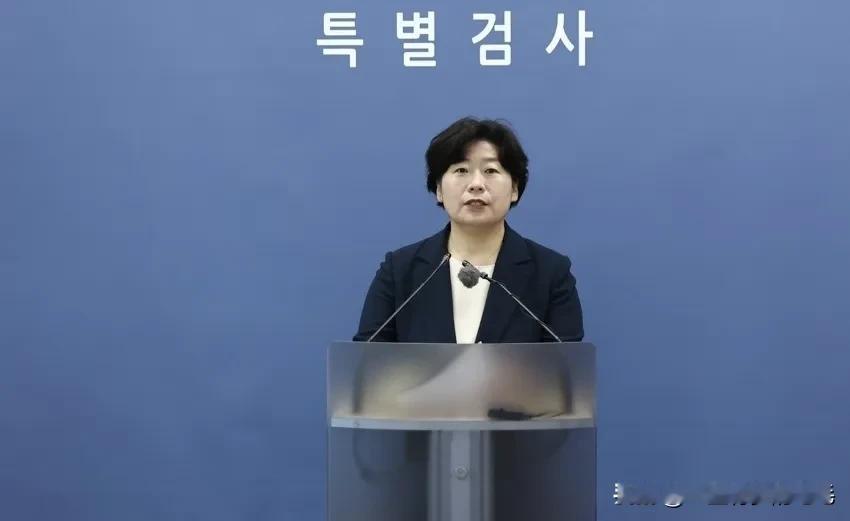 韩国内乱特别检察组21日驳斥尹前总统方面“特检调查是羞辱戏码”的说法，强调不应借