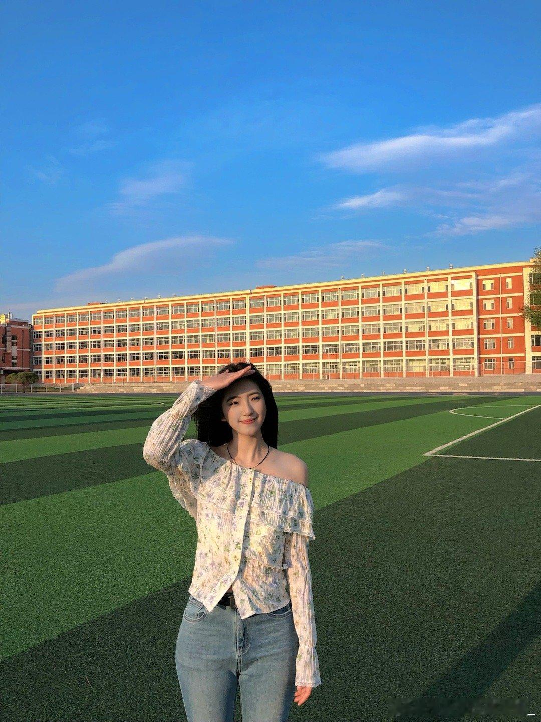 又回学校咯​​​