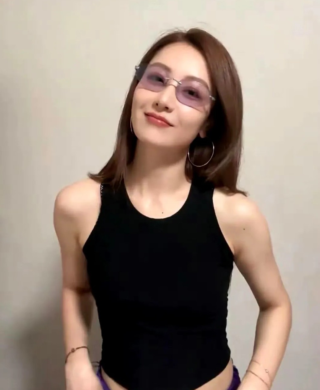 白冰都快40岁了，怎么看起来还是像20多啊，又美又显年轻​​​