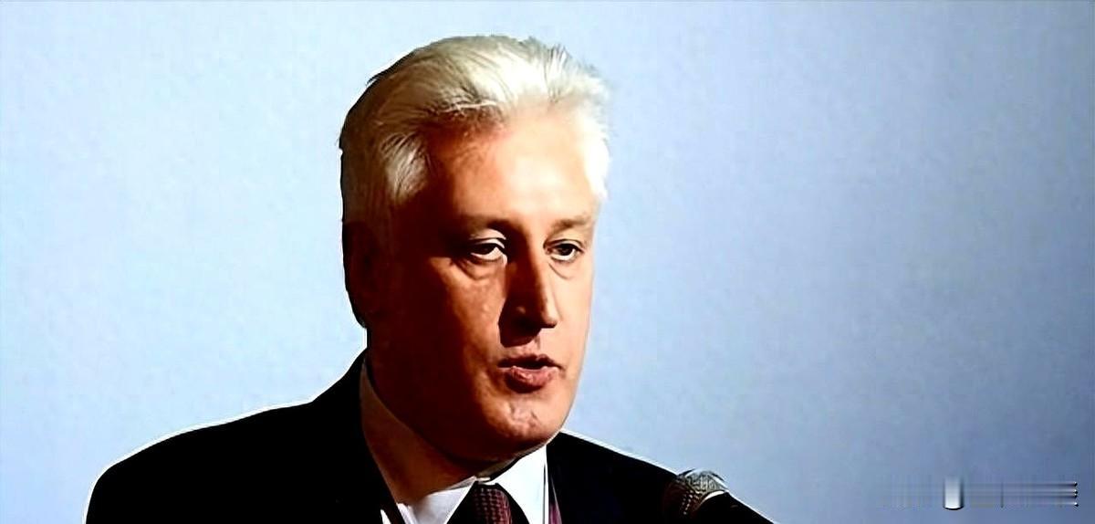 一个俄罗斯军事专家，一句话把美国人整不会了。他说：“美国到现在才明白，中国是天