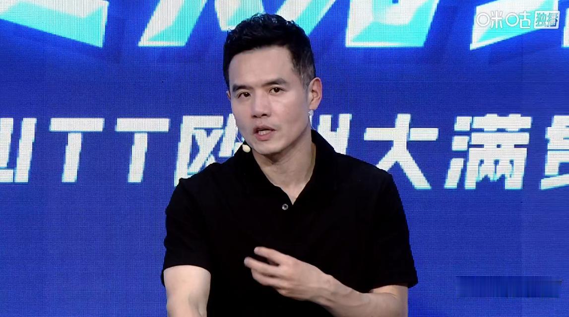 小布3-1拿下约内斯库后，刘国正的点评太到位了，他说，现在的小布整体上更全