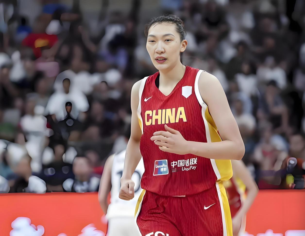 11中8，轰19分10板，中国女篮2米11悍将，打出世界级水平！女篮世界杯，中