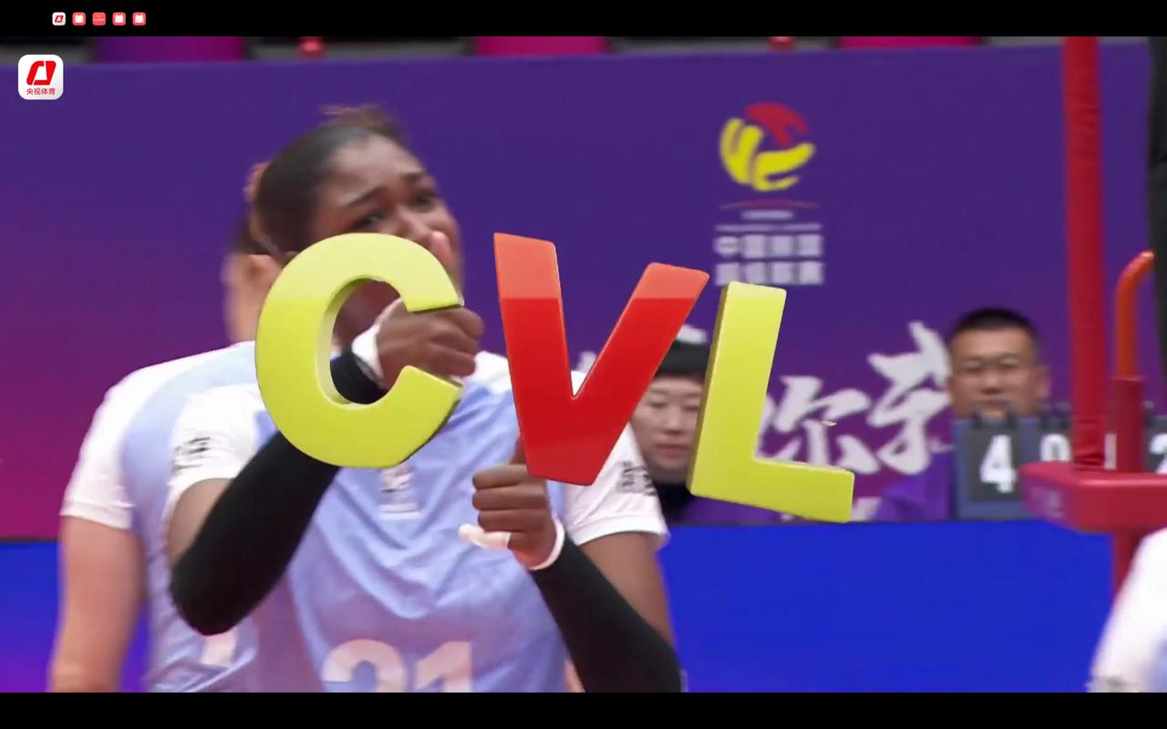 山东女排差那么点火候，不敢与天津女排打2分之差！三重揍屡屡打得天津女排东西不分