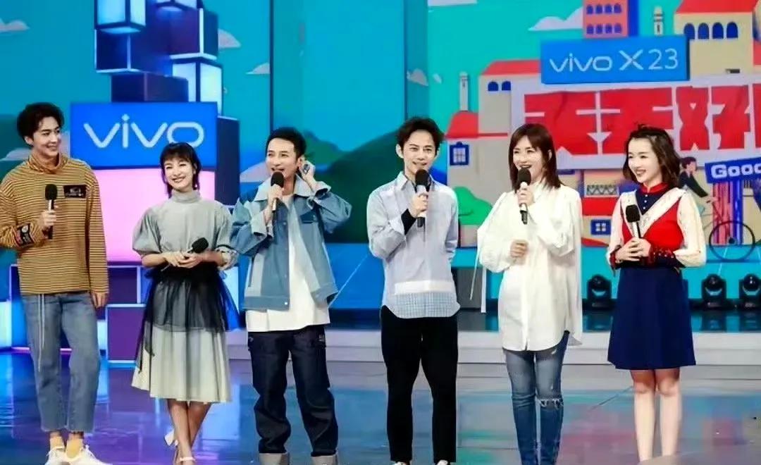 一个冷知识：宋美龄竟然看过快乐大本营[无奈吐舌]百度了一下宋美龄先生生于189