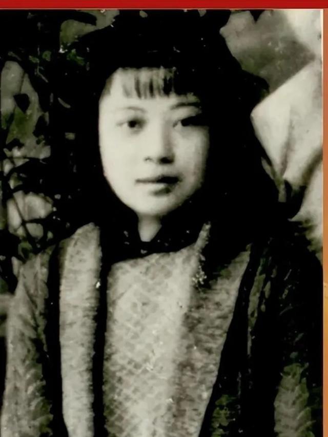 1945年，日军轮奸了黄美英，又用锋利的刀子把她的肉一片一片地割下来，虽然疼的死