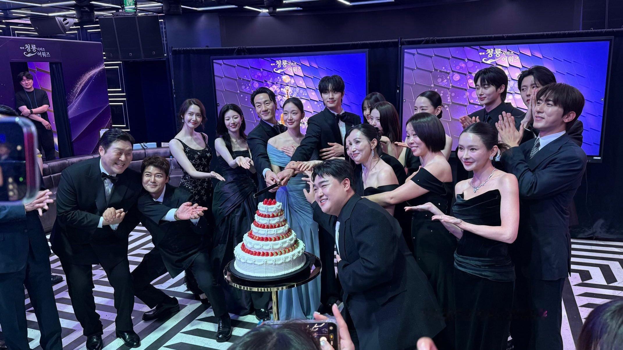 林允儿出演韩版非自然死亡Y林允儿春史电影节影后260731林允儿第五届