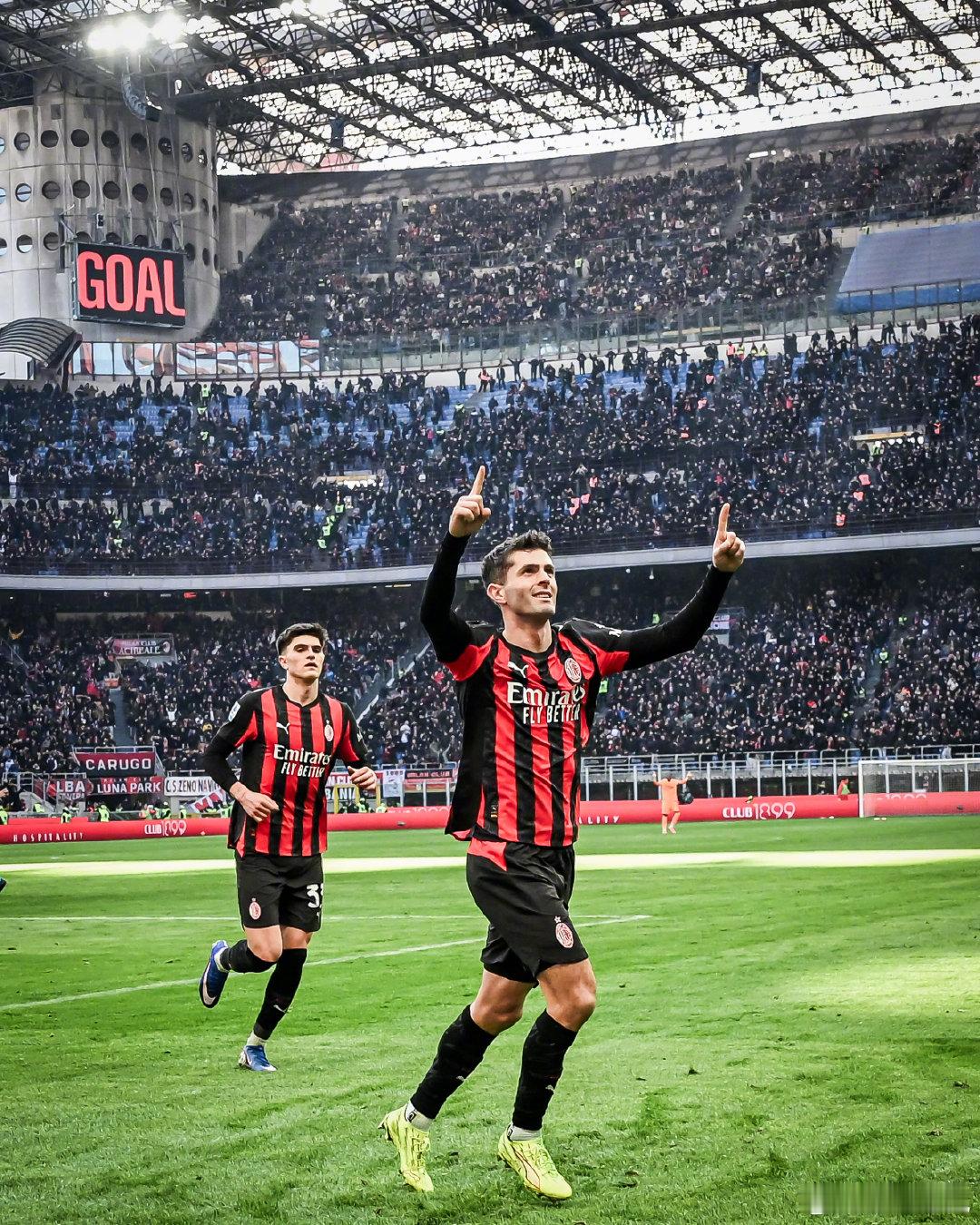 【意甲双子星】据统计，米兰的普利西奇2年半前从切尔西加盟，意甲共制造了50球，同