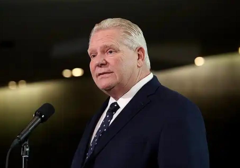 加拿大总理恐怕做梦也没想到，跟中国签完协议扭头回家，迎接他的不是掌声，而是全国最