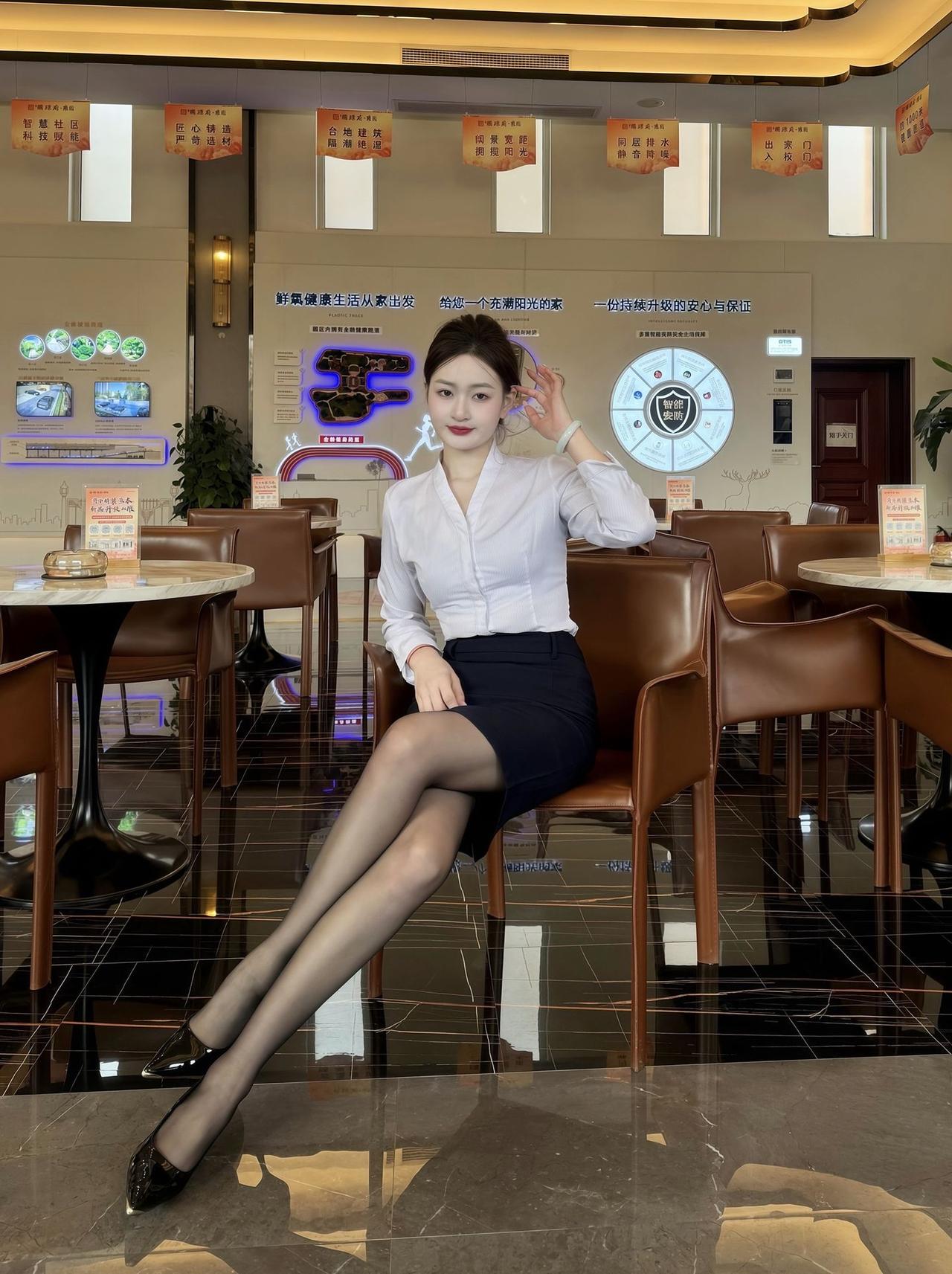 优雅白领风，时尚办公室穿搭