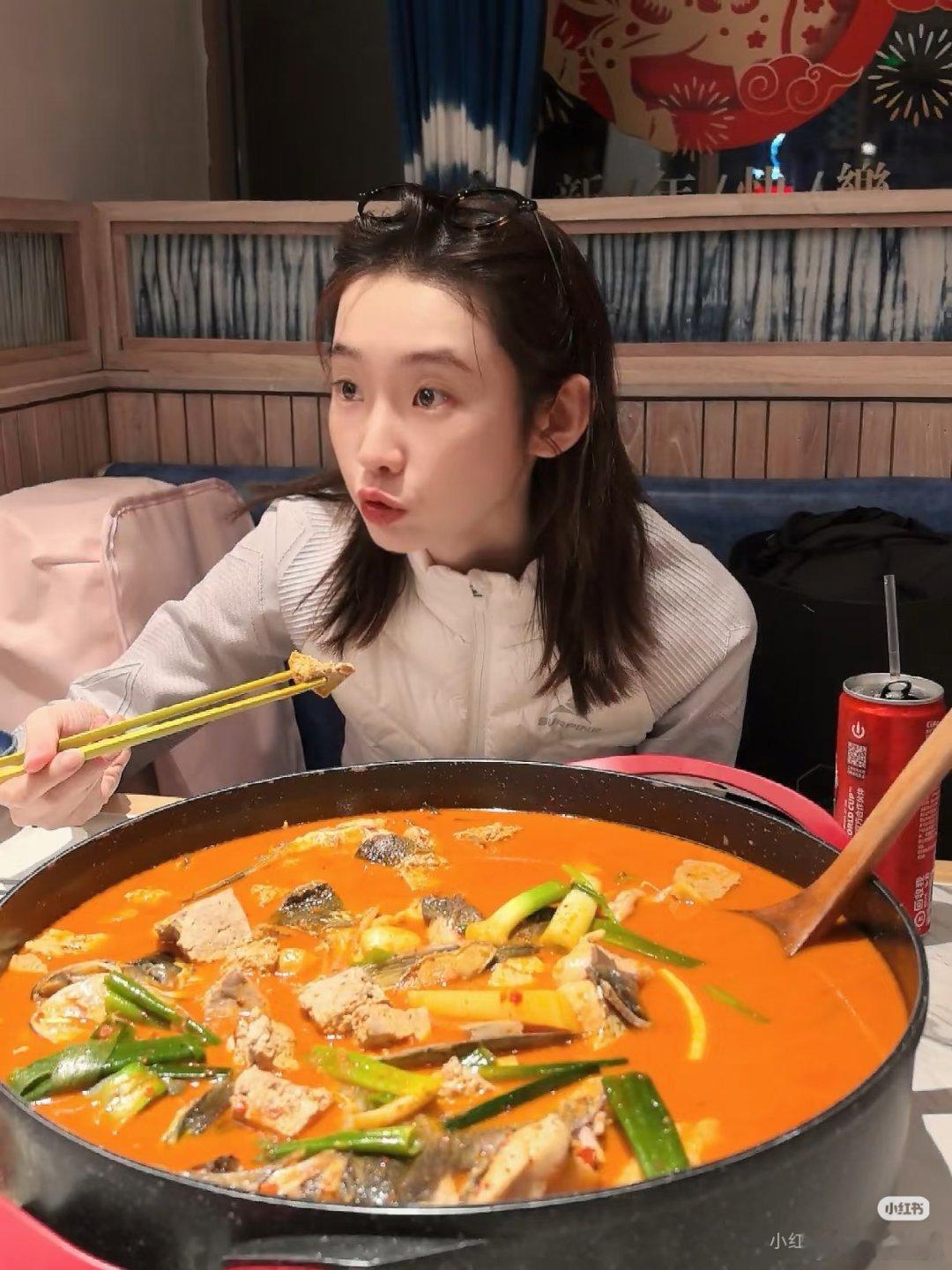 #张艺凡#只有这一个宝贝😘[爱心][抱抱]​