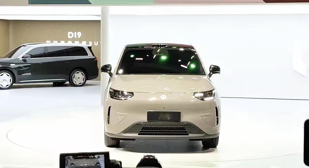 这就是赤裸裸的现实：2020年新能源车渗透率达5.40%；​2021年新能源