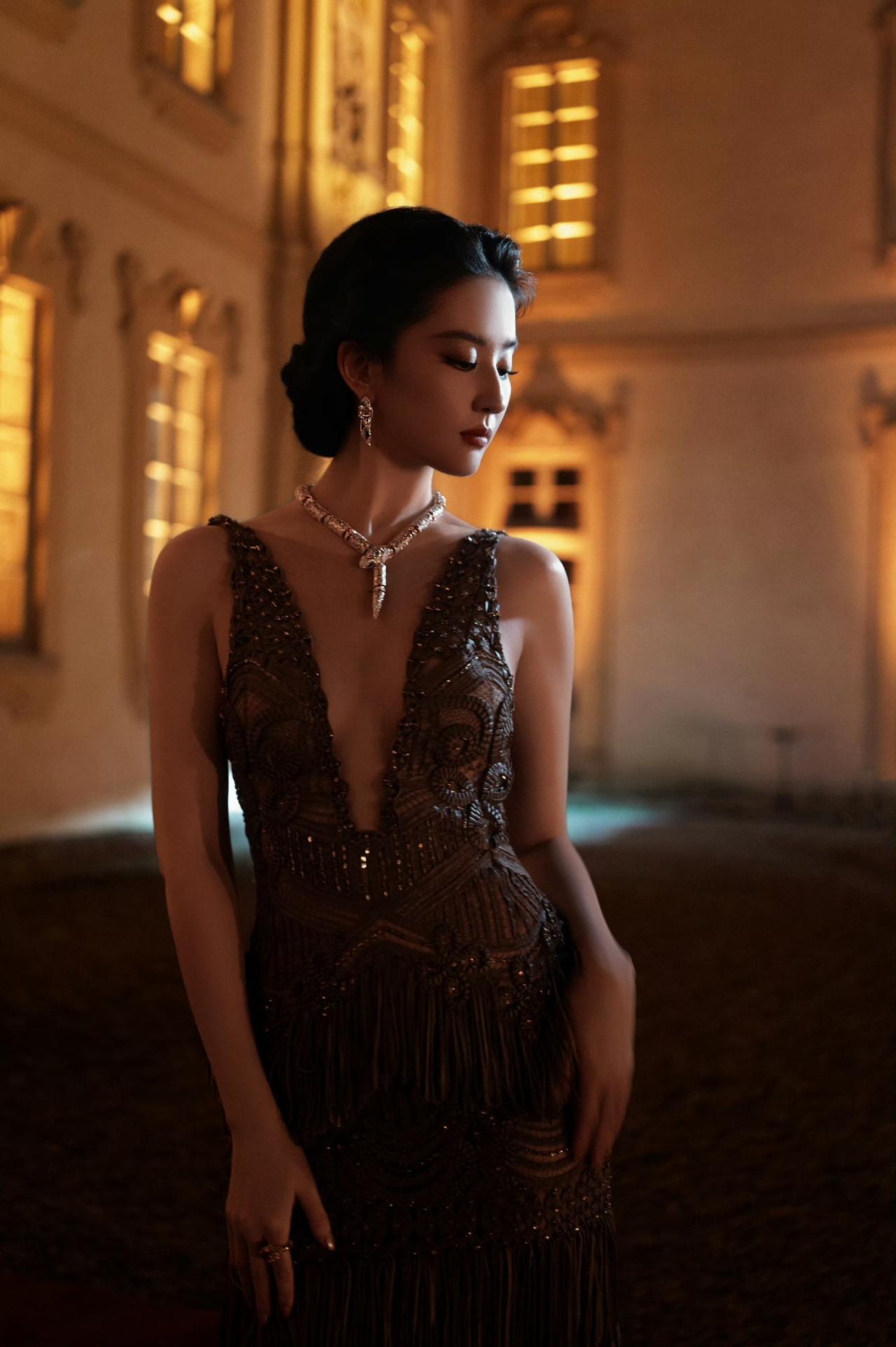 怎么能够长得如此完美😍看一眼就是无法忘记