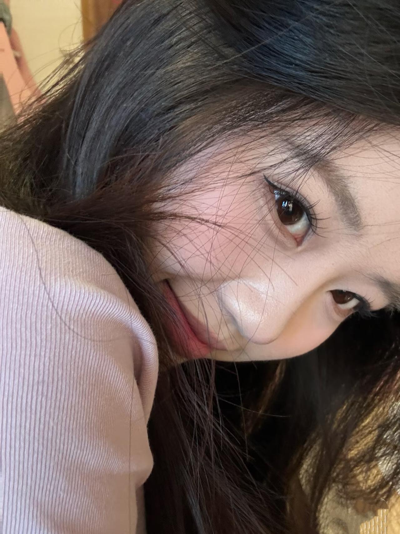 这半年有点苦，和谁也不想说，自己走过的这一段路，只有自己知道。愿202