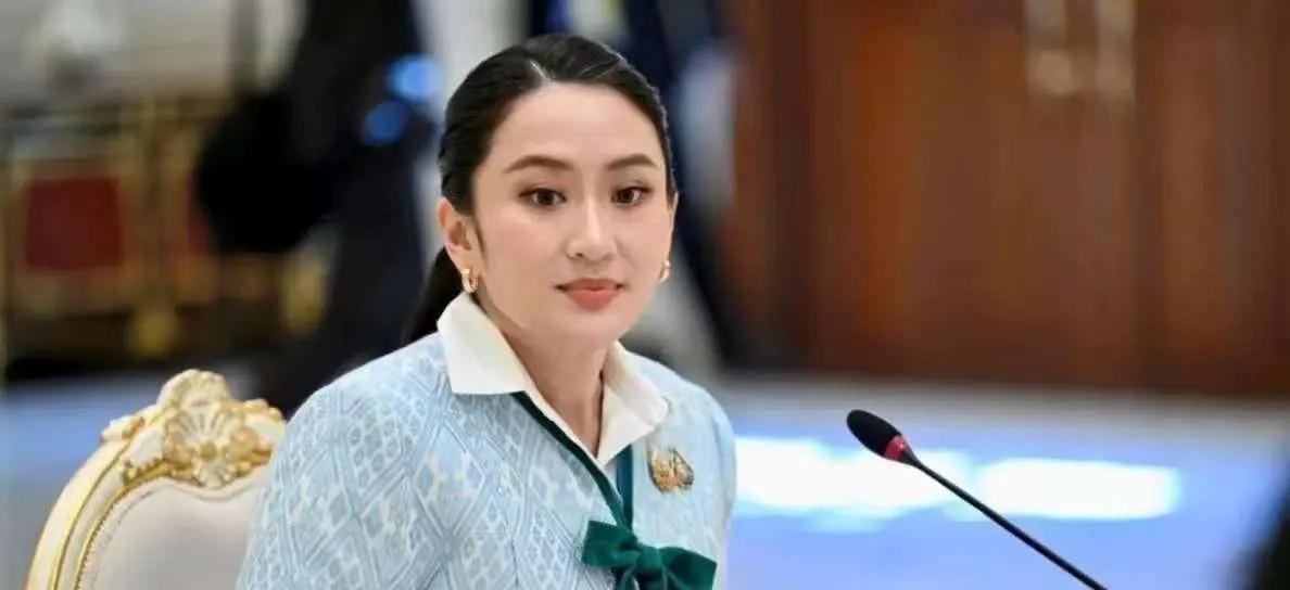 为什么柬埔寨会被泰国和老挝两面夹击？首先柬埔寨和泰国一直在争柏威夏寺附近一块地